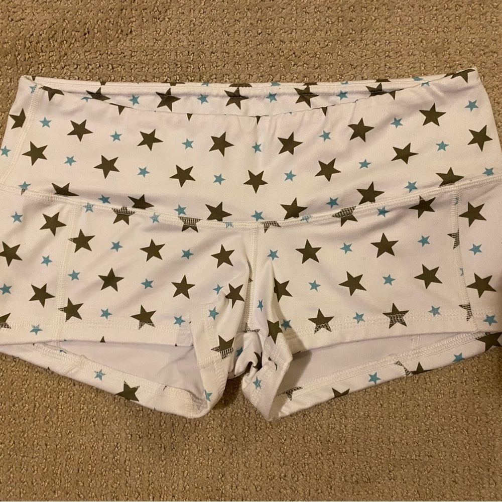 Fleo White LRC Shorts with stars
